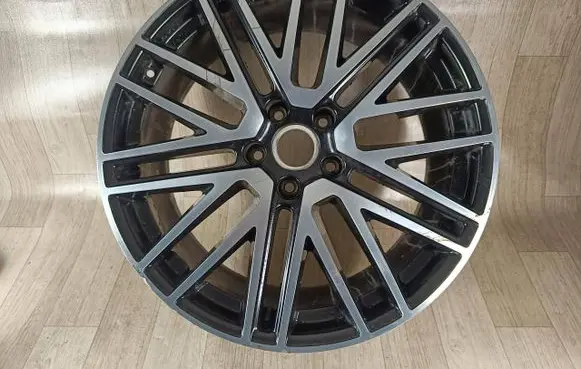 Porsche Cayenne (9Y0 9Y3) R22 alloy rim 9Y0601025DR