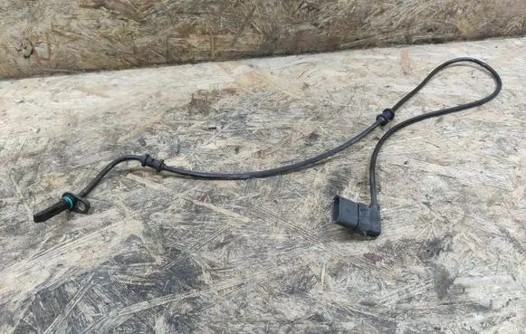 Mercedes-Benz C AMG W205 ABS rear brake sensor A2059058503
