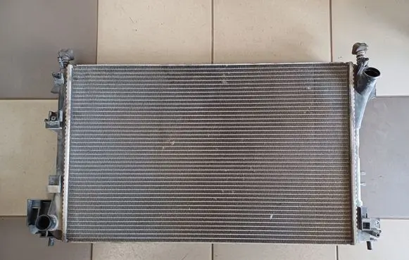 Opel Vectra C Coolant radiator