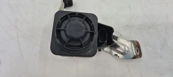 Audi A3 S3 8V Alarm system siren 8V2951285
