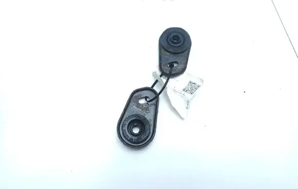 Nissan Navara D23 Radiator mount bracket 