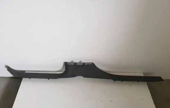 Front sill trim cover