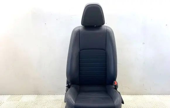 Lexus IS III XE30 Front passenger seat 
