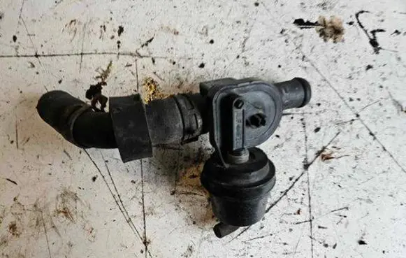 Renault Laguna I Coolant heater control valve 400171 7021819809G