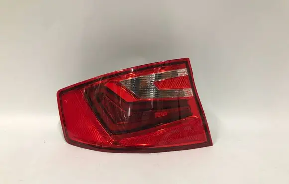 Seat Toledo IV (NH) Rear/tail lights 6JH945095C