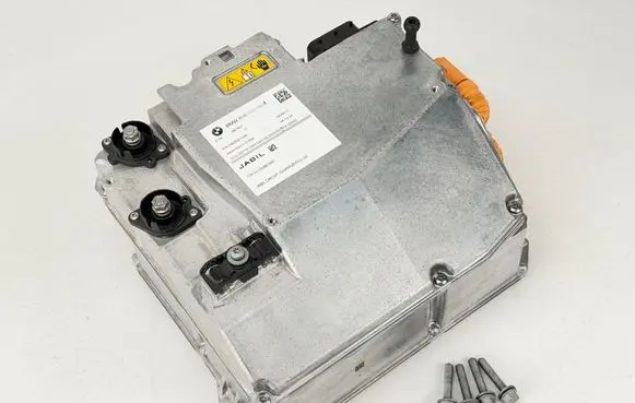 BMW i4 Voltage converter inverter 5B67BC7 18643410