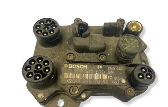 Mercedes-Benz S W140 Ignition amplifier control unit 0135457032