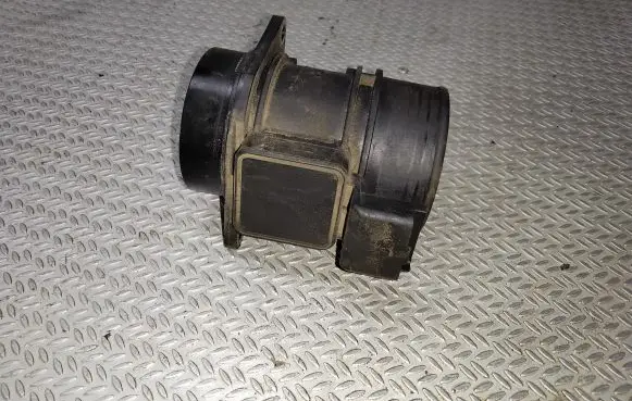 Renault Scenic II - Grand scenic II Mass air flow meter 7700109812
