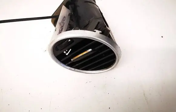 Mercedes-Benz ML W164 Dash center air vent grill 5170002