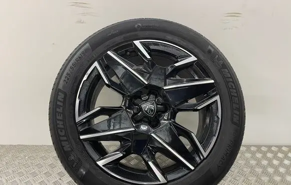Peugeot 3008 III R19 alloy rim 9842668980