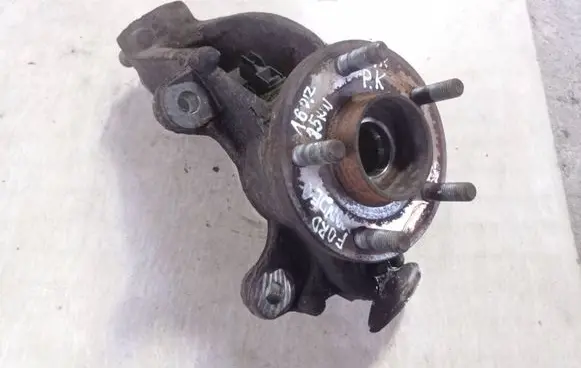 Ford Mondeo MK IV Front wheel hub