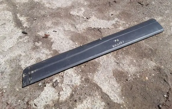 Chevrolet Captiva Front door trim (molding) 96439708