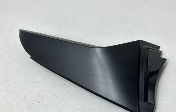 Subaru Crosstrek III Tailgate trim 96031FN10A C20010017