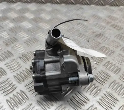 Iveco Daily 6th gen Power steering pump 504243641 7693955604
