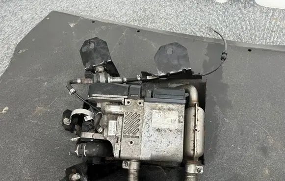 Iveco Daily 6th gen Auxiliary pre-heater (Webasto) 122R000002 9014489B 1H2124338991