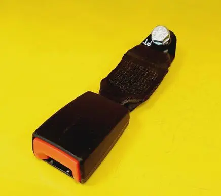 Ford Ka Rear seatbelt buckle 33033400