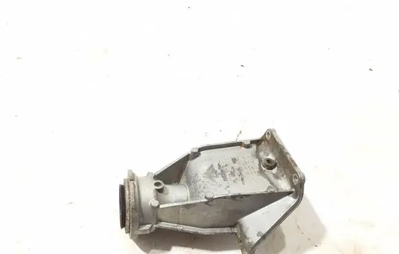 BMW X5 G05 Driveshaft support bearing bracket 8639383