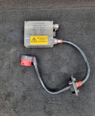 Audi A6 S6 C5 4B Headlight ballast module Xenon 4B0941471 5DV00776015