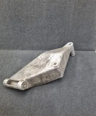 Audi 80 90 S2 B4 Power steering pump mounting bracket 028145515