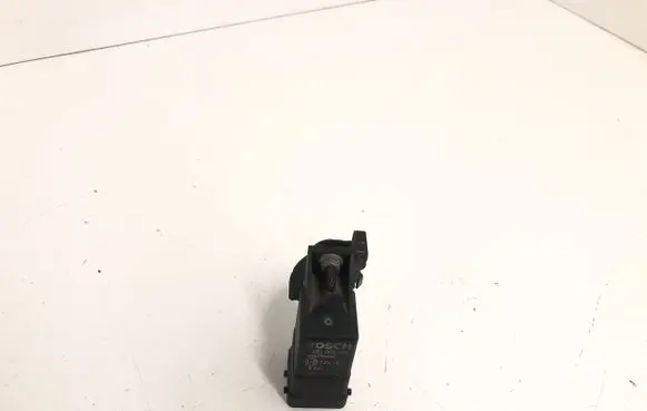 Glow plug pre-heat relay