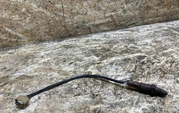 Infiniti G37 Lambda probe sensor 2115007520