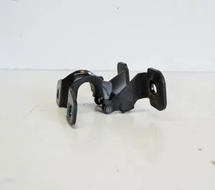 Audi A3 S3 8V Tailgate/trunk/boot hinge 8V7825308C