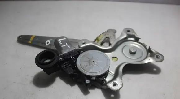 Lexus IS 220D-250-350 Rear window lifting mechanism without motor