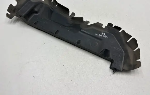 Peugeot 308 SW Intercooler air guide/duct channel 9680361880