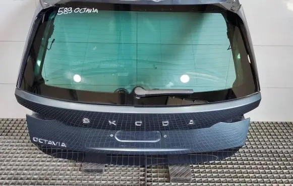 Skoda Octavia Mk4 Truck tailgate 