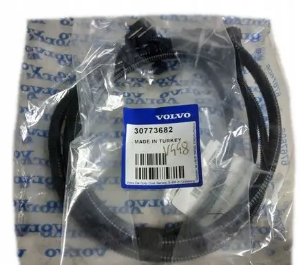 Volvo XC70 Wiring harness 30773682