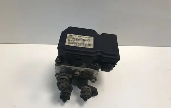 Volkswagen PASSAT B7 ABS Pump 3AA614109AQ