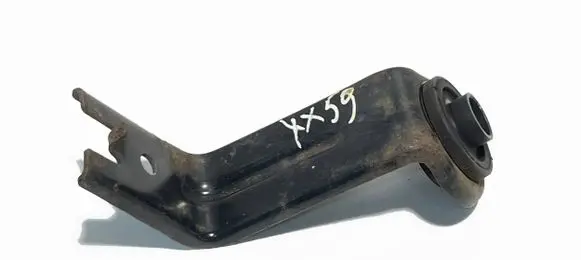 Radiator mount bracket