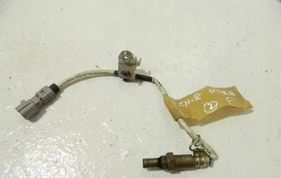 Toyota C-HR I Lambda probe sensor 196000chr32300