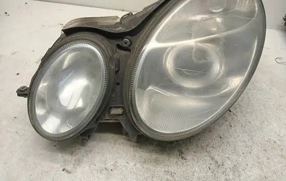 Mercedes-Benz E W211 Headlight/headlamp