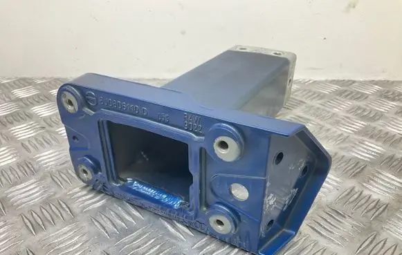 Audi TT TTS Mk2 Front side member 8J0806110D 8J0805130C
