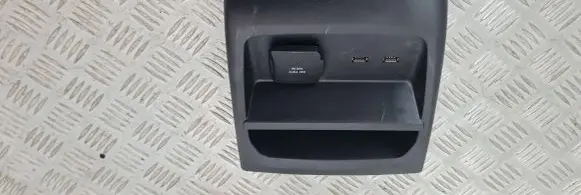 Ford Ranger IV USB socket connector 