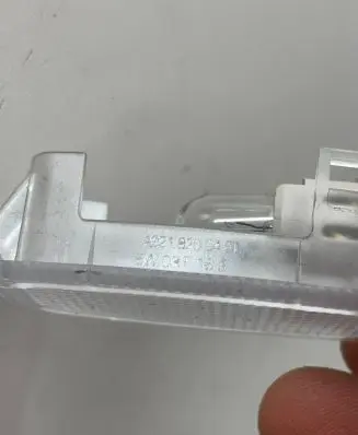 Mercedes-Benz S W221 Front door interior light A2218200401 691860M9