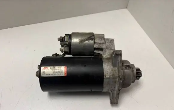 Volkswagen Transporter - Caravelle T4 Starter motor S0005