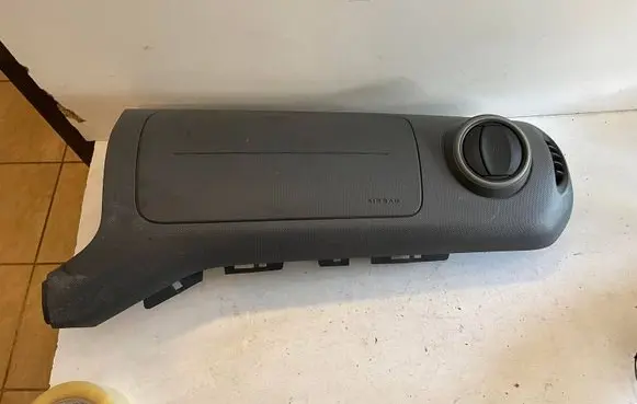 Citroen Berlingo Airbag deployment crash/impact sensor 0024727 96809221ZM CB102550ZM
