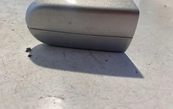 Rear door exterior handle/bracket