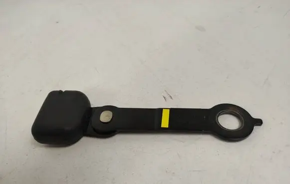 Toyota Verso Middle seatbelt buckle (rear) 6103049 00B1309C 6040404A