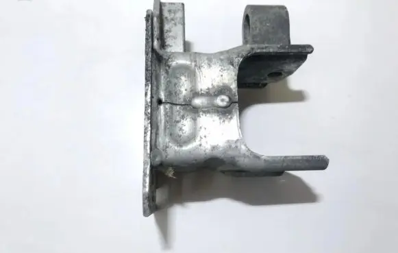 Audi A8 S8 D3 4E Front bumper mounting bracket 4e0807134ab