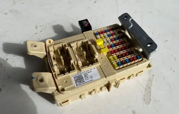 KIA Rio Fuse module 91950H8570