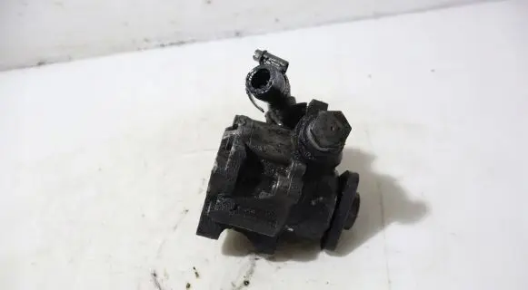 Audi A6 S6 C5 4B Power steering pump 91128
