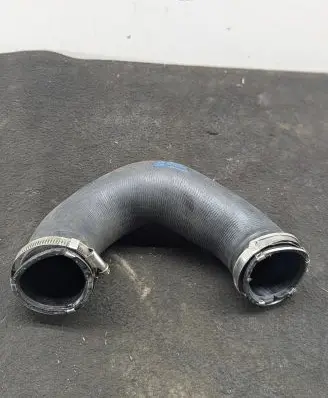 Audi Q7 4L Intercooler hose/pipe 7L6145972E