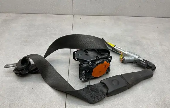 Opel Insignia A Front seatbelt 502JG20254