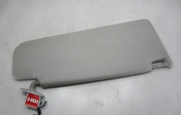 Sun visor