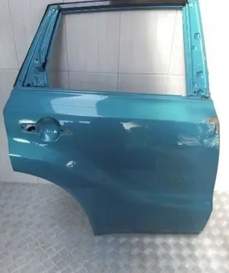 Suzuki Vitara (LY) Rear door