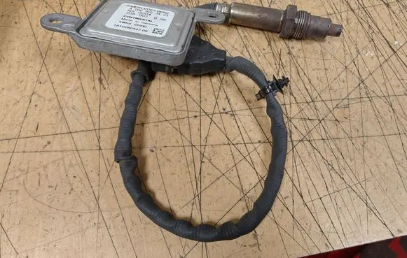 Mercedes-Benz S W222 Lambda probe sensor A0009053403
