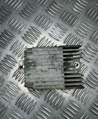 Mercedes-Benz A W168 Coolant fan relay A0275458032